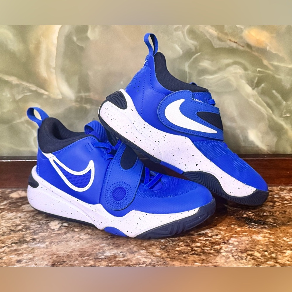 Nike Kids Royal Blue and White Sneakers